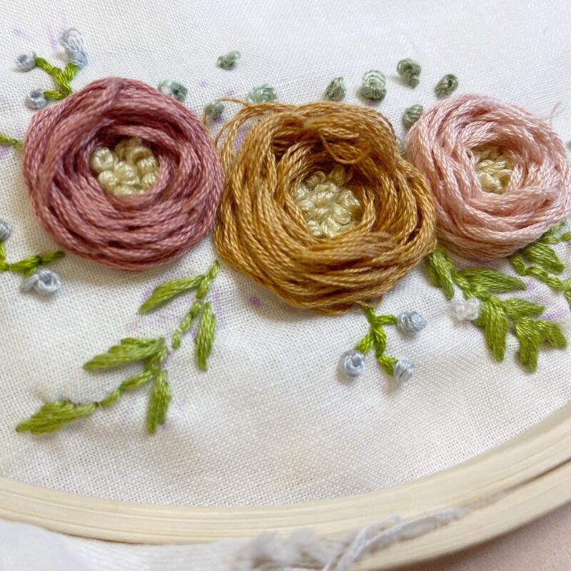 Custodia Libro Ricamata Con Fiori Di Nascita - Con Cerniera, 23x27 Cm, Regalo Compleanno (Iris) - Foto 9